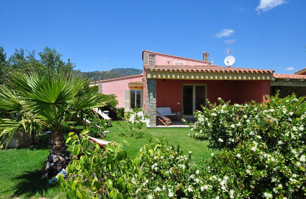 Affittacamere B&B La Villa Dei Graniti Villasimius Exterior photo