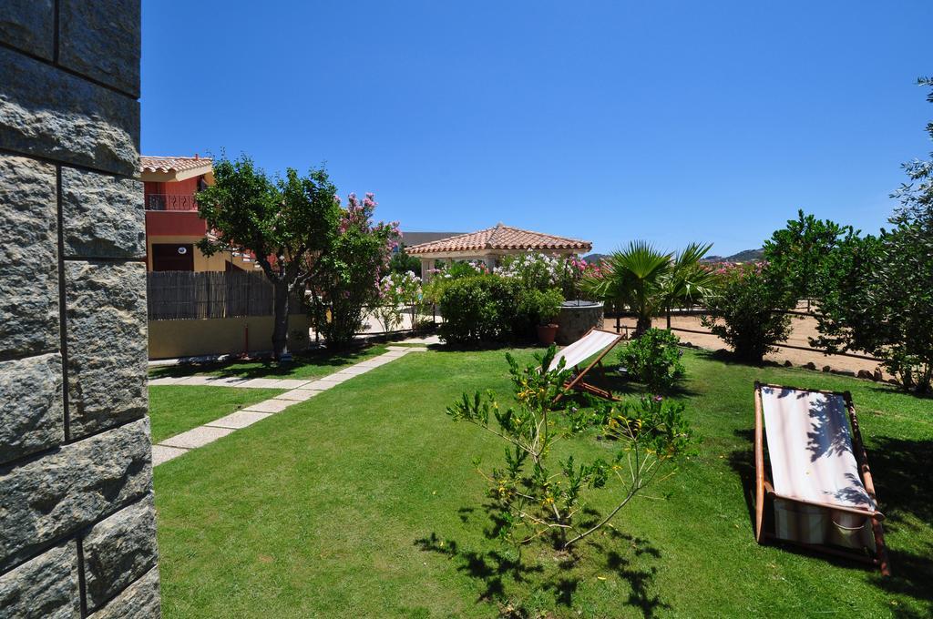 Affittacamere B&B La Villa Dei Graniti Villasimius Exterior photo
