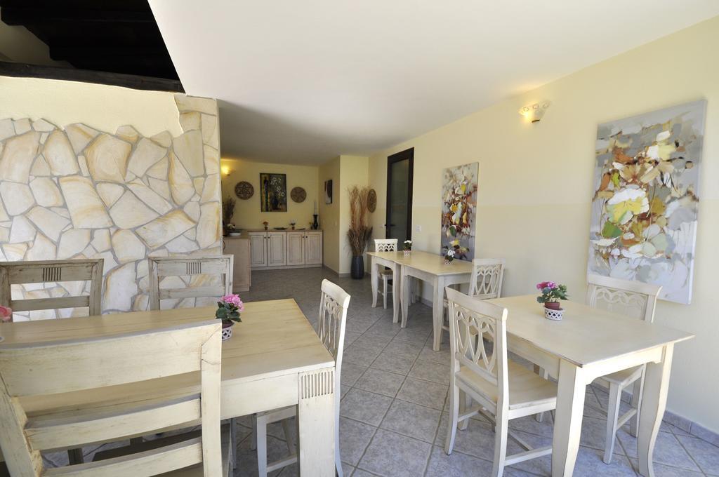 Affittacamere B&B La Villa Dei Graniti Villasimius Exterior photo